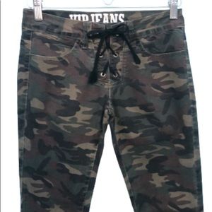 VIP JEANS CAMO SKINNY JEAN • LACING AT FRONT • 4 POCKET STYLE • sz 7/8 (Jr)